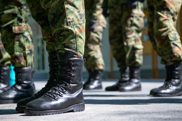 Security_und_Armee